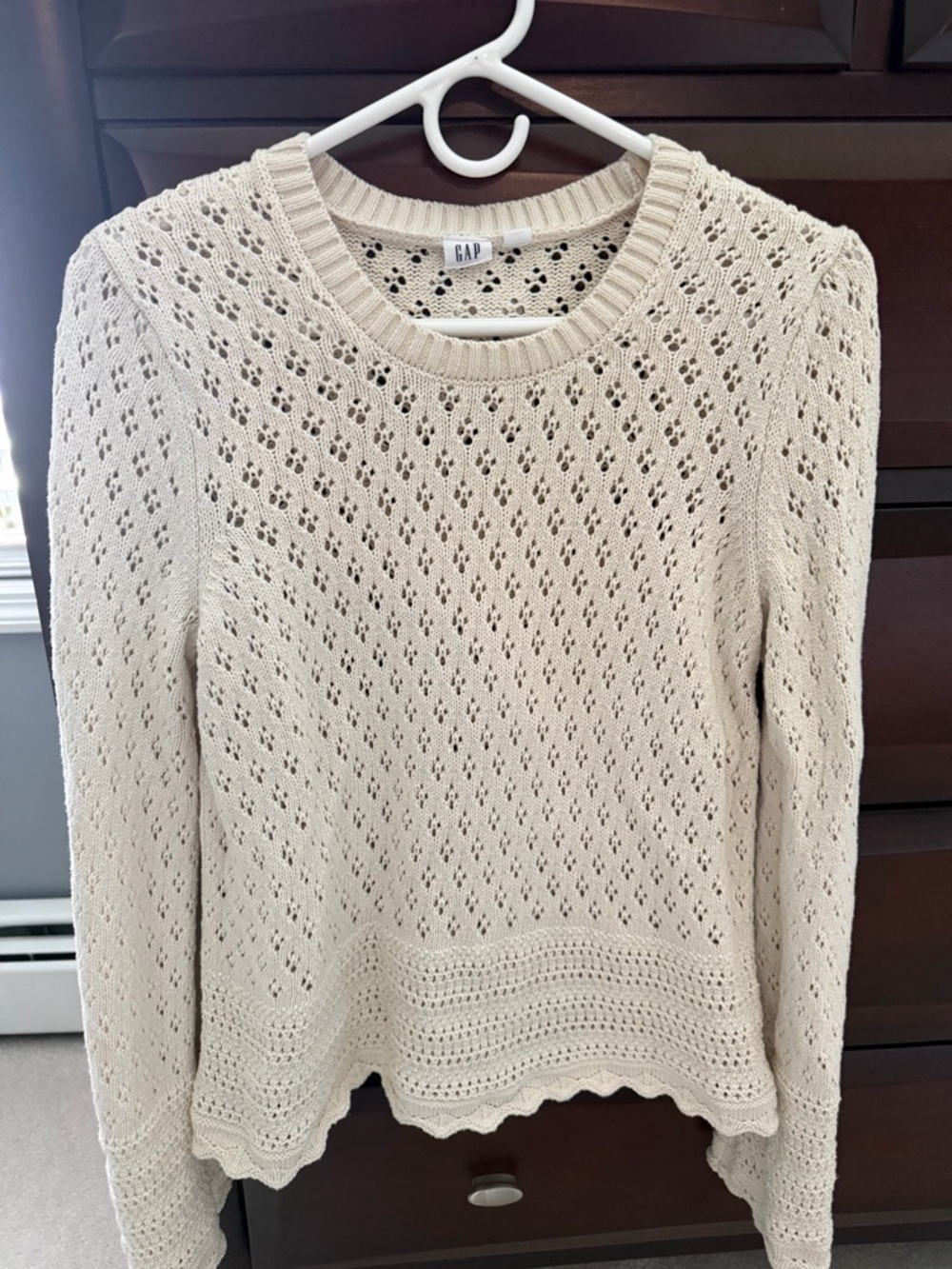 GAP Cream Openwork Scalloped-Hem Sweater
